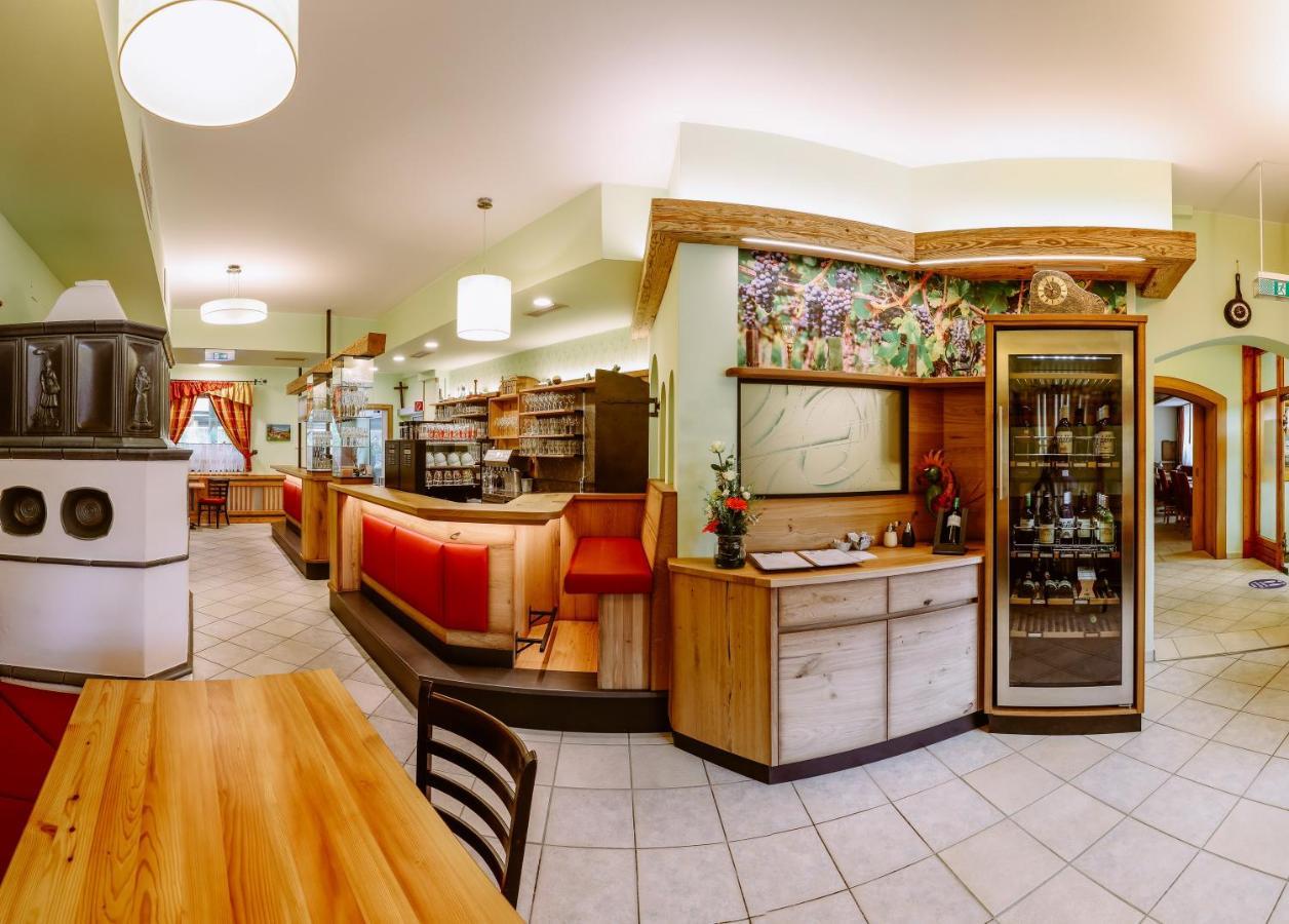Hotel Freiensteinerhof Superior Sankt Peter-Freienstein Zewnętrze zdjęcie