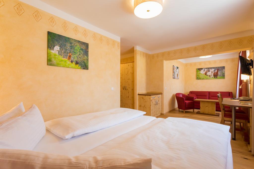 Hotel Freiensteinerhof Superior Sankt Peter-Freienstein Zewnętrze zdjęcie